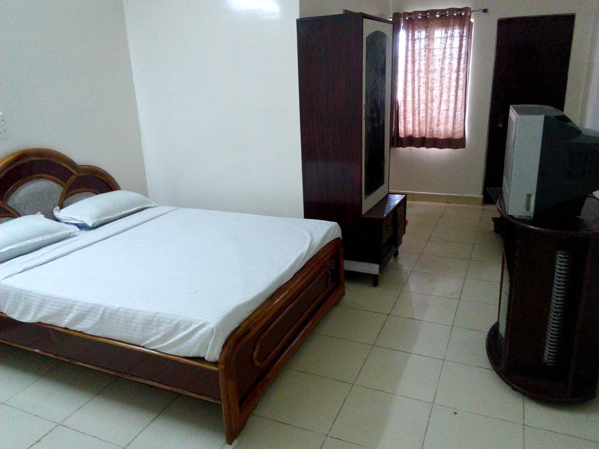 Sahasra Residency Hotel Hyderabad Exterior photo