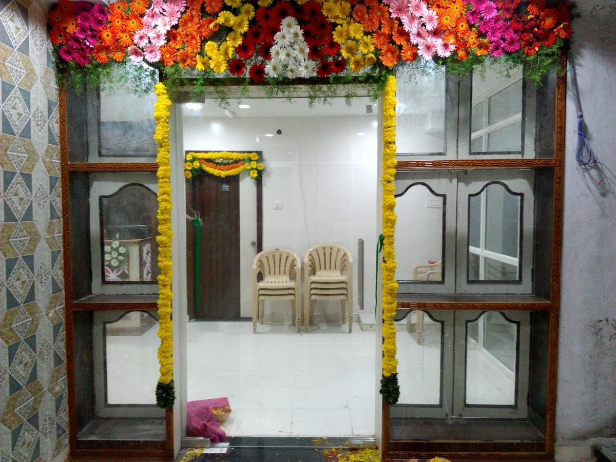 Sahasra Residency Hotel Hyderabad Exterior photo