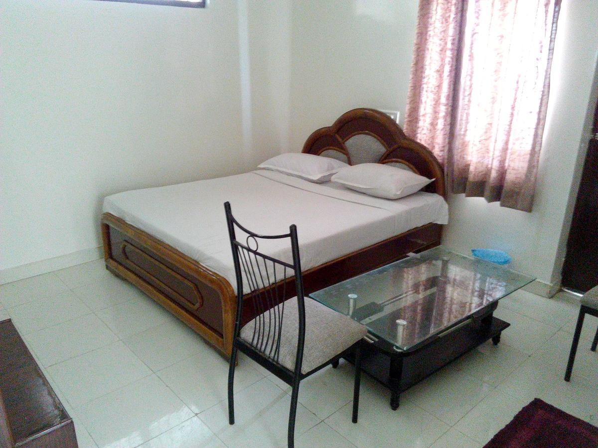 Sahasra Residency Hotel Hyderabad Exterior photo